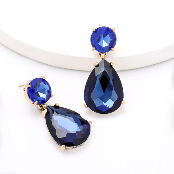 personalized minimalist wind water drop-shaped alloy diamond glass diamond full diamond earrings women's super flash simple earrings, Golden
personalized minimalist wind water drop-shaped alloy diamond glass diamond full diamond earrings women's super flash simple earrings, Golden