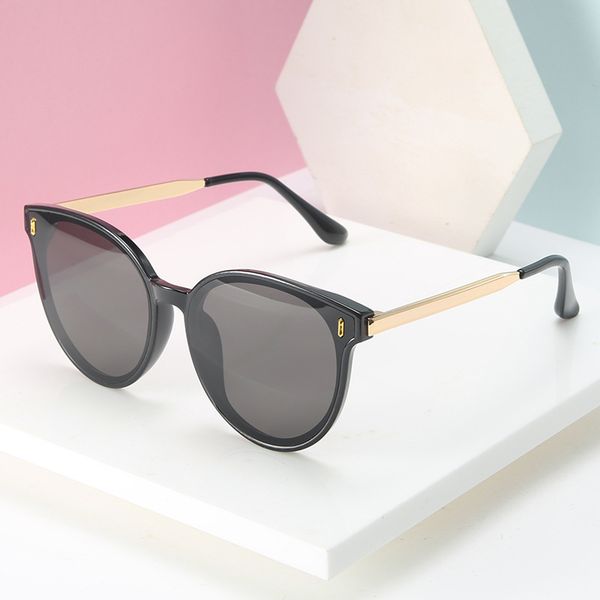 denisa 2020 new fashion round sunglasses women brand design cat eye sunglasses girls vintage sun glasses uv400 zonnebril g2184, White;black
denisa 2020 new fashion round sunglasses women brand design cat eye sunglasses girls vintage sun glasses uv400 zonnebril g2184, White;black