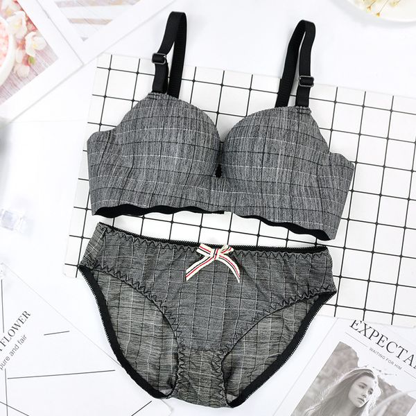 bras sets seamless push up bra briefs women fashion lingerie suit girls bralette wireless panties lady underwear intimates, Red;black
bras sets seamless push up bra briefs women fashion lingerie suit girls bralette wireless panties lady underwear intimates, Red;black