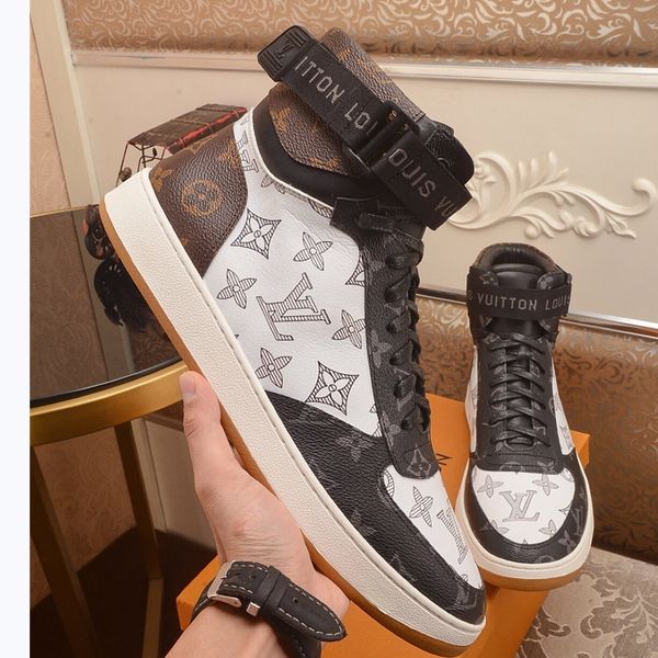 2020rd designer new luxury men's casual sports shoes, outdoor casual shoes, fast delivery and original box, Black
2020rd designer new luxury men's casual sports shoes, outdoor casual shoes, fast delivery and original box, Black