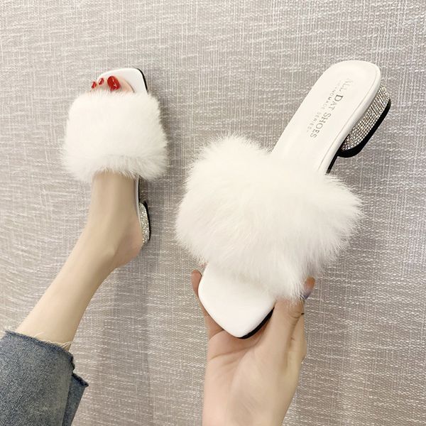 glitter slides shoes low square heel woman's slippers fashion shose women jelly block 2020 soft luxury flat rome pu female, Black
glitter slides shoes low square heel woman's slippers fashion shose women jelly block 2020 soft luxury flat rome pu female, Black