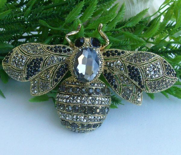 freebee 3,94" золотой тон черный серый rhinestone пчелы пчелы брошь pin 06608c3, Gray
freebee 3,94" золотой тон черный серый rhinestone пчелы пчелы брошь pin 06608c3, Gray