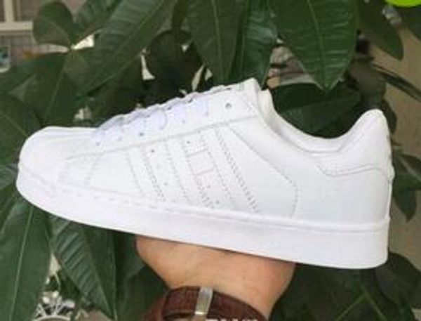 big size eu36-46 originals men's shoes for women's shoes white shoe laser dazzle colour superstar shell head casual shoes cs02, Black
big size eu36-46 originals men's shoes for women's shoes white shoe laser dazzle colour superstar shell head casual shoes cs02, Black