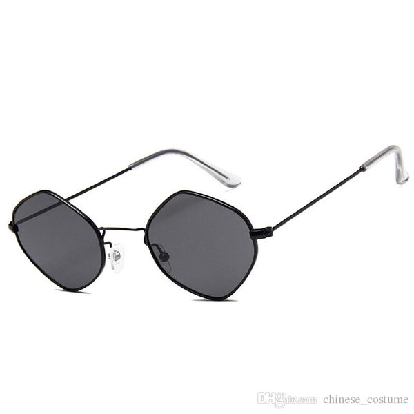 женщины с polygon small frame солнцезащитные очки г-жа дизайнер дизайнер small frame солнцезащитные очки европа ретро polygonal солнцезащитн, White;black
женщины с polygon small frame солнцезащитные очки г-жа дизайнер дизайнер small frame солнцезащитные очки европа ретро polygonal солнцезащитн, White;black