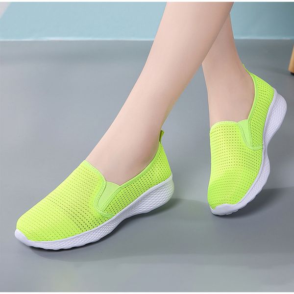 женщины кроссовки mesh вскользь женщина vulcanized flats дышащий скольжению на нее walking мама обувь свет комфорт женская обувь 2020, Black
женщины кроссовки mesh вскользь женщина vulcanized flats дышащий скольжению на нее walking мама обувь свет комфорт женская обувь 2020, Black