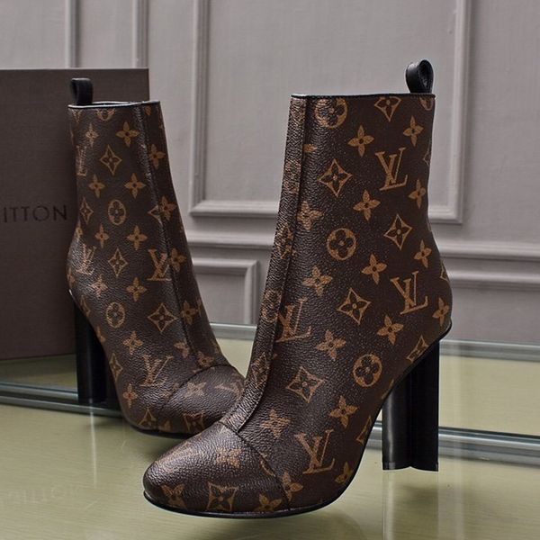 15 designer luxury women's casual fashion shoes, women's outdoor casual shoes, fast delivery, original box, Black
15 designer luxury women's casual fashion shoes, women's outdoor casual shoes, fast delivery, original box, Black