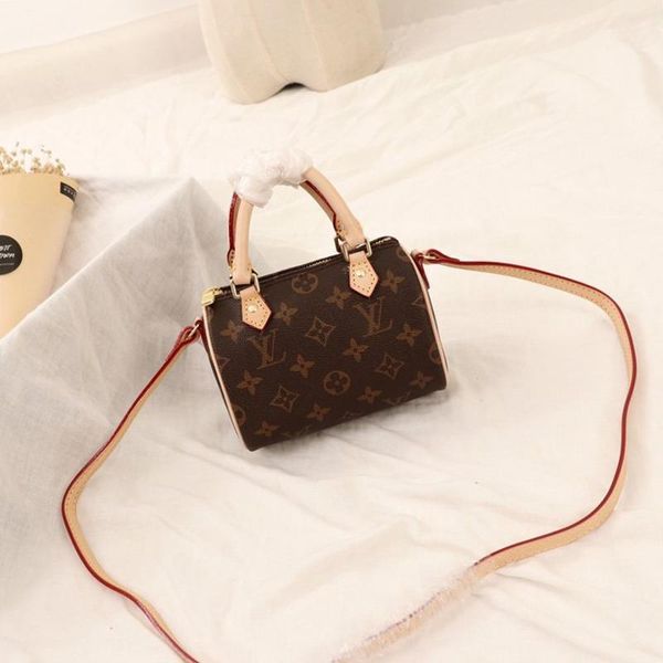 2020 new arrival for womens leather mini handbag ladies shoulder bag lady messenger hand bag designer luxury handbags purses with origin box
2020 new arrival for womens leather mini handbag ladies shoulder bag lady messenger hand bag designer luxury handbags purses with origin box