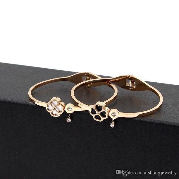 pb111 2018 new fashion hollow black and white clover style beautiful rose plate bangle for gift ing
pb111 2018 new fashion hollow black and white clover style beautiful rose plate bangle for gift ing