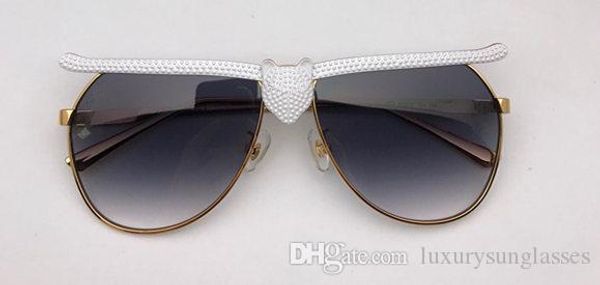 2020 fashion designer sunglasses metal frame glasses for men pilots popular classic selling style uv400 lens protection eyewear, White;black
2020 fashion designer sunglasses metal frame glasses for men pilots popular classic selling style uv400 lens protection eyewear, White;black