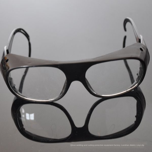 2010 safety labor sun goggles protection goggles glasses welder sunglasses gas welding argon arc welding perspective glass
2010 safety labor sun goggles protection goggles glasses welder sunglasses gas welding argon arc welding perspective glass