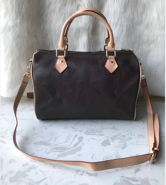 women messenger bag classic style fashion travel bags shoulder bags lady totes handbags with lock key 30cm #41526 h47
women messenger bag classic style fashion travel bags shoulder bags lady totes handbags with lock key 30cm #41526 h47
