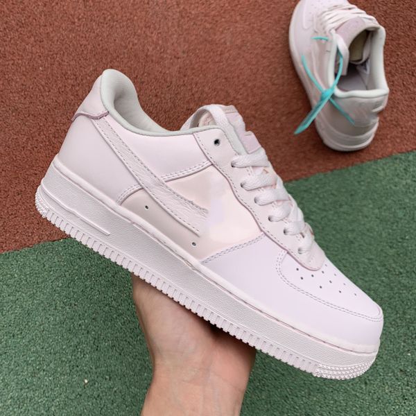 1 low white barely grape w cu3449100 white barely grape schoenen size 3639 fashion trainers new designer sneakers womans designer, White;red
1 low white barely grape w cu3449100 white barely grape schoenen size 3639 fashion trainers new designer sneakers womans designer, White;red
