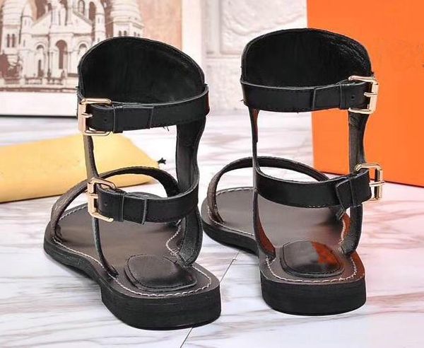 2018 newluxury brand women print leather sandal striking gladiator style leather outsole perfect flat canvas plain sandal size35-42 cs10, Black
2018 newluxury brand women print leather sandal striking gladiator style leather outsole perfect flat canvas plain sandal size35-42 cs10, Black