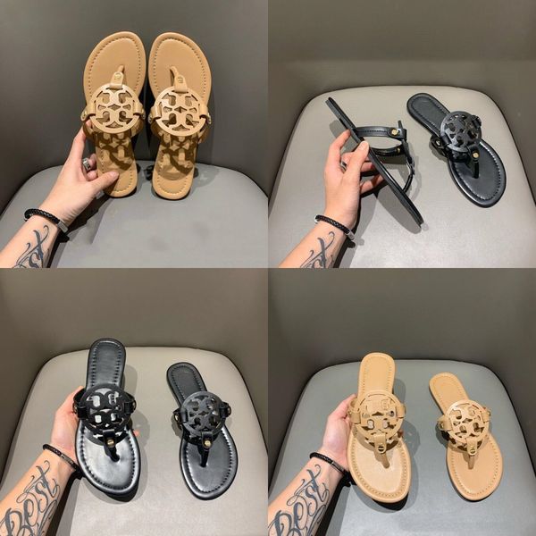 new european and american trendy men's slippers, flip-flops, metal clamps, flat bottom, anti-s comfortable slippers, 2020#533, Black
new european and american trendy men's slippers, flip-flops, metal clamps, flat bottom, anti-s comfortable slippers, 2020#533, Black