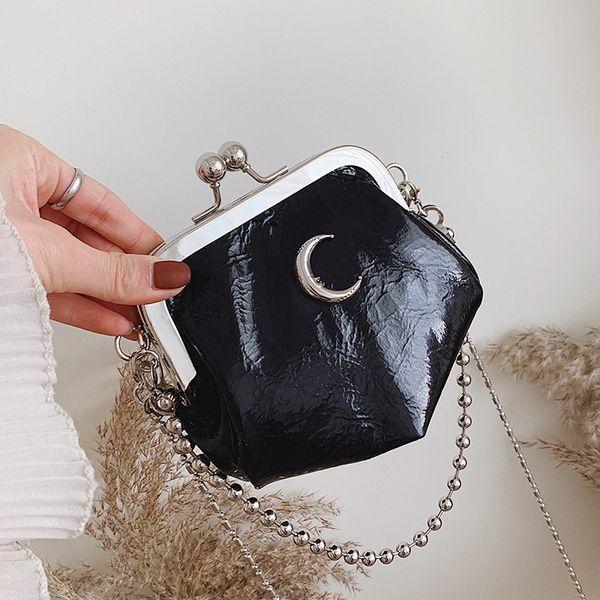 small shiny clip bags for women mini chain women shoulder bag moon design female messenger bag solid shell ladies hand bags 2020
small shiny clip bags for women mini chain women shoulder bag moon design female messenger bag solid shell ladies hand bags 2020
