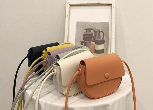 2020 ins fashion women cross body plain small shoulder bags lady saddle handbag girl shipping bag
2020 ins fashion women cross body plain small shoulder bags lady saddle handbag girl shipping bag