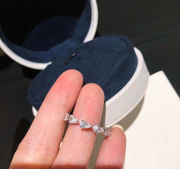 luxurious diamond ring original box famous brand jewelry 925 pure silver engagement wedding ring fresh pear type female ring
luxurious diamond ring original box famous brand jewelry 925 pure silver engagement wedding ring fresh pear type female ring