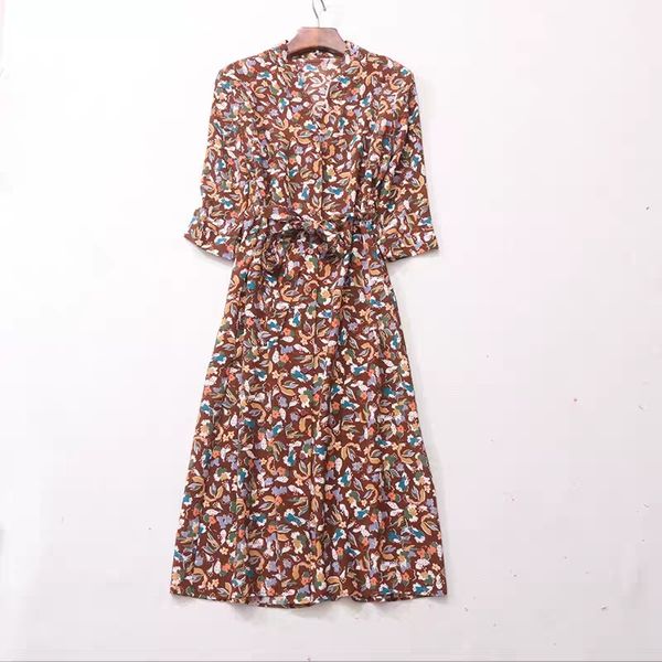 casual dresses 100% silk retor print women dress v-neck lace-up slim temperament lady midi 2021 summer, Black;gray
casual dresses 100% silk retor print women dress v-neck lace-up slim temperament lady midi 2021 summer, Black;gray