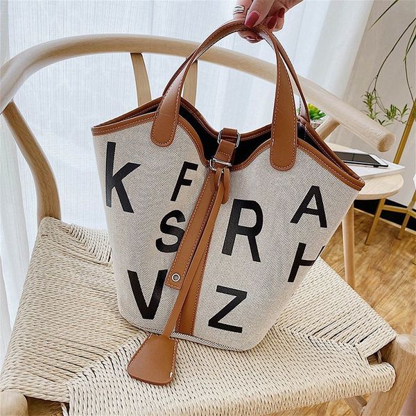 2020 women's bag trend designer handbags korean style shoulder crossbody summer new chain tote purses fashion luxury female bag
2020 women's bag trend designer handbags korean style shoulder crossbody summer new chain tote purses fashion luxury female bag