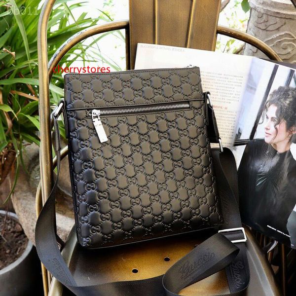 2020 fashion korean version of the leather men s bag business leather men s small shoulder bag vertical men s shoulder slung casual
2020 fashion korean version of the leather men s bag business leather men s small shoulder bag vertical men s shoulder slung casual