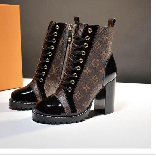 76 new women's casual shoes, luxury designer women's shoes, outdoor travel party shoes, original box packaging, Black
76 new women's casual shoes, luxury designer women's shoes, outdoor travel party shoes, original box packaging, Black
