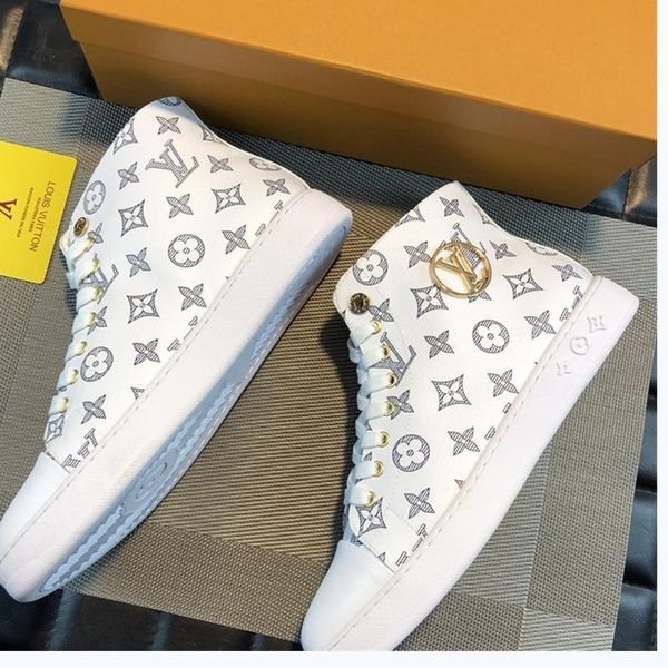 2020e new luxury men's casual fashion sneakers for sale, outdoor travel, sports laces, original box, fast delivery, Black
2020e new luxury men's casual fashion sneakers for sale, outdoor travel, sports laces, original box, fast delivery, Black