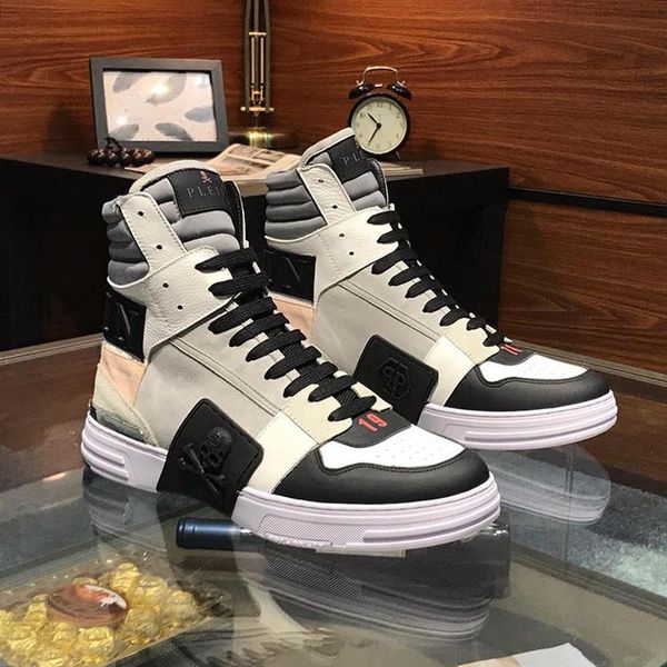 luxury mens shoes fashion sneakers breathable flats fashion footwears with original box male fintness athletic design scarpe da uomo mens
luxury mens shoes fashion sneakers breathable flats fashion footwears with original box male fintness athletic design scarpe da uomo mens