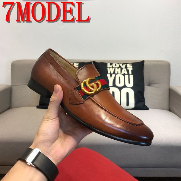 2020 luxurious men dress shoes handmade brogue style paty leather wedding shoes men flats leather oxfords formal shoes, Black
2020 luxurious men dress shoes handmade brogue style paty leather wedding shoes men flats leather oxfords formal shoes, Black
