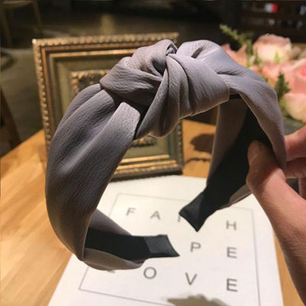 hair accessories solid colors cross band for women knotted headbands vintage wide hoop headwear fashion good
hair accessories solid colors cross band for women knotted headbands vintage wide hoop headwear fashion good