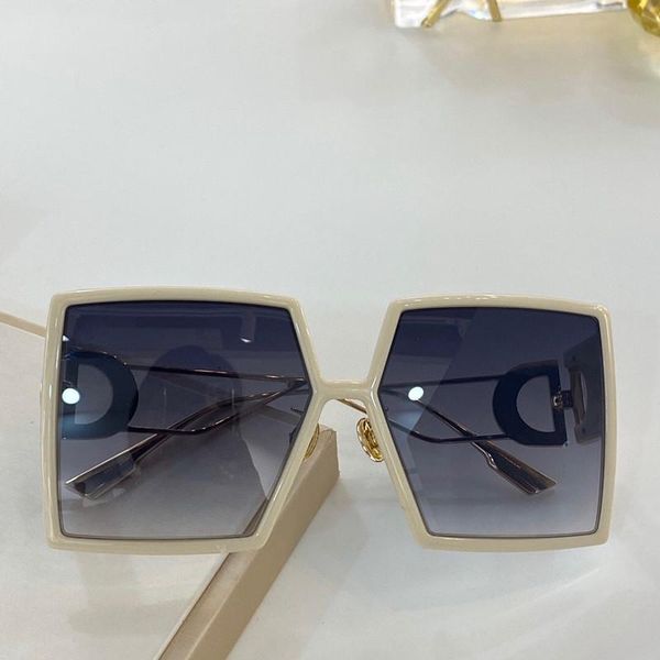 Sunglasses For Women Special UV Protection Women Designer Vintage big square Frame Top Quality free Come With Package 086 glasses
Sunglasses For Women Special UV Protection Women Designer Vintage big square Frame Top Quality free Come With Package 086 glasses