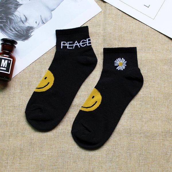 quan zhilong daisy граффити пара женских иных мода бренд черный среднего и короткие мужские хлопок пара носков спортивные носки, Black
quan zhilong daisy граффити пара женских иных мода бренд черный среднего и короткие мужские хлопок пара носков спортивные носки, Black