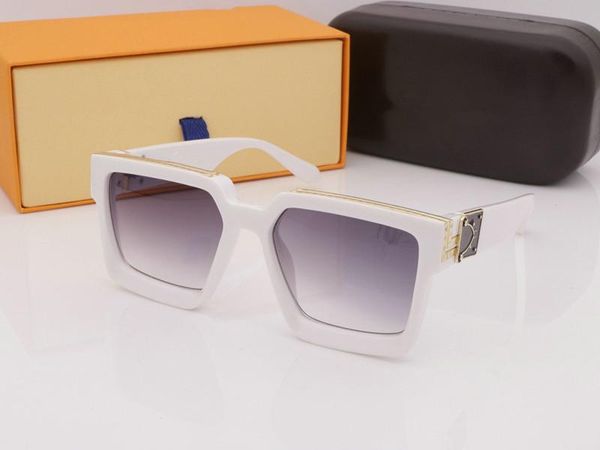 2020 sunglasses full frame vintage designer sunglasses for men shiny gold logo sell gold plated top, White;black
2020 sunglasses full frame vintage designer sunglasses for men shiny gold logo sell gold plated top, White;black