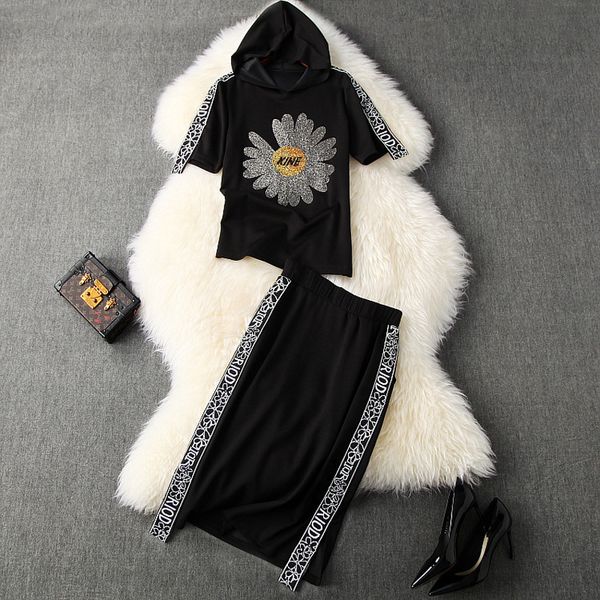 2020 summer women's new rhinestone sweater hooded daisy rhinestone sweater high waist skirt leisure sports suit 10785, Gray
2020 summer women's new rhinestone sweater hooded daisy rhinestone sweater high waist skirt leisure sports suit 10785, Gray
