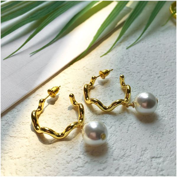 elegant white pearls hoop earrings women oversize pearl circle ear rings earrings fashion jewelry luxury designer jewelry womens earrings
elegant white pearls hoop earrings women oversize pearl circle ear rings earrings fashion jewelry luxury designer jewelry womens earrings