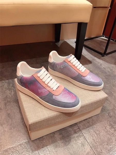 the year in new fashion gentleman luxury advanced manual leisure sneaker designer outdoor sports shoes black ,gray ,blue hy200613
the year in new fashion gentleman luxury advanced manual leisure sneaker designer outdoor sports shoes black ,gray ,blue hy200613