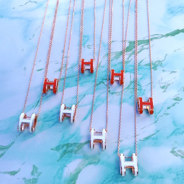 wife of the english romantic travel letter h necklace s925 sterling silver-plated 18k red enamel niche network female clavicle chain
wife of the english romantic travel letter h necklace s925 sterling silver-plated 18k red enamel niche network female clavicle chain