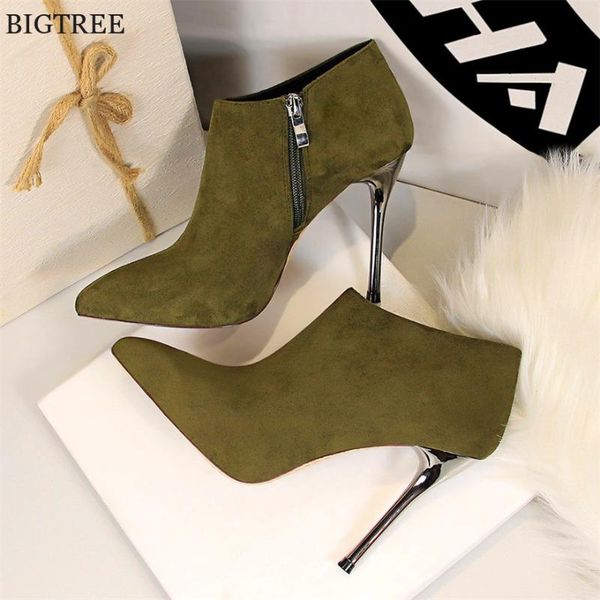 2020 autumn pointed toe metal heel fashion ladies ankle boots high heels shoes women solid flock side zipper concise short boots, Black
2020 autumn pointed toe metal heel fashion ladies ankle boots high heels shoes women solid flock side zipper concise short boots, Black