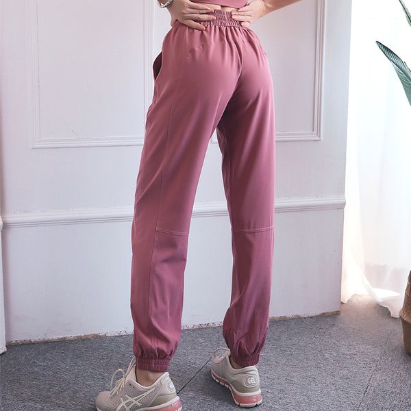 quick dry sports wear sweatpants women yoga training track pants trousers fitness exercise workout running jogging pants, Black;blue
quick dry sports wear sweatpants women yoga training track pants trousers fitness exercise workout running jogging pants, Black;blue
