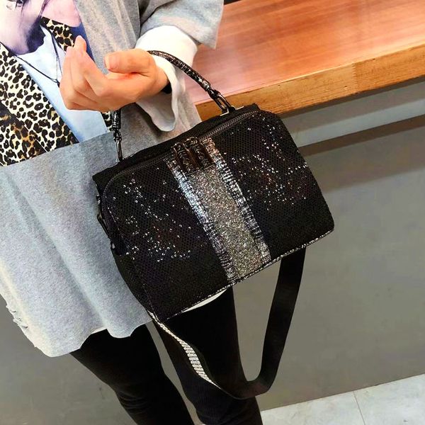 mesh netting iridescent paillette handbag women fashion sparkle shiny daily messenger bag female daily shoulder bag
mesh netting iridescent paillette handbag women fashion sparkle shiny daily messenger bag female daily shoulder bag