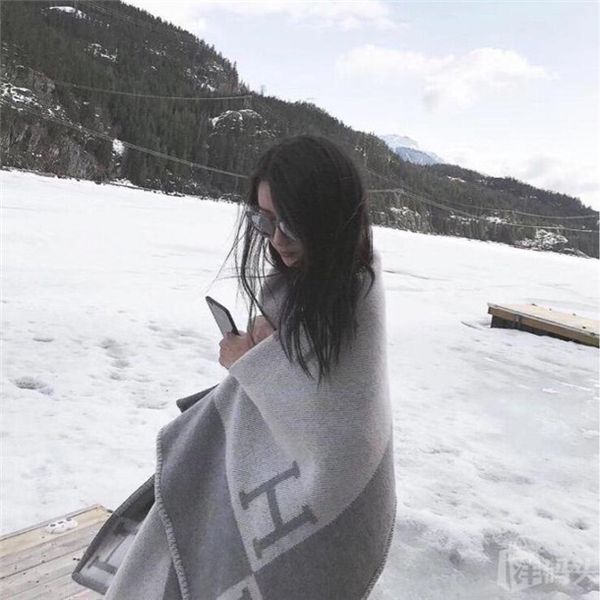 letter h cashmere blanket imitation soft wool scarf shawl portable warm plaid sofa bed fleece knitted towell cape pink blanket blankets
letter h cashmere blanket imitation soft wool scarf shawl portable warm plaid sofa bed fleece knitted towell cape pink blanket blankets