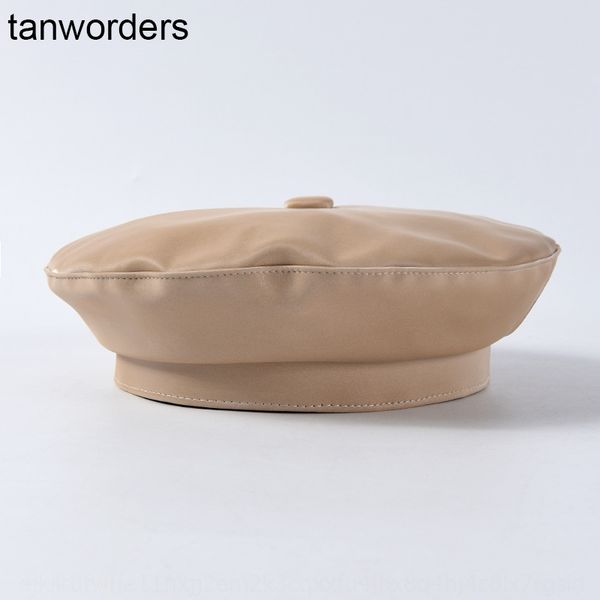 2019 new luminous leather female fashion trendsetter street snavy beret wind beret, Blue;gray
2019 new luminous leather female fashion trendsetter street snavy beret wind beret, Blue;gray