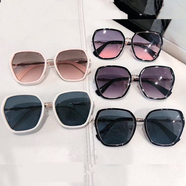 fashion oversized square sunglasses men women vintage travel gradient lens shades sun glasses men big black frame glasses eyewear 5313, Blue;gray
fashion oversized square sunglasses men women vintage travel gradient lens shades sun glasses men big black frame glasses eyewear 5313, Blue;gray
