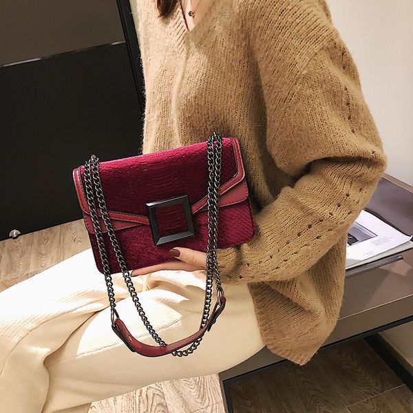 2020 fashion snakeskin velvet shoulder messenger crossbody bags women handbag vintage ladies clutch casual totes female purse
2020 fashion snakeskin velvet shoulder messenger crossbody bags women handbag vintage ladies clutch casual totes female purse