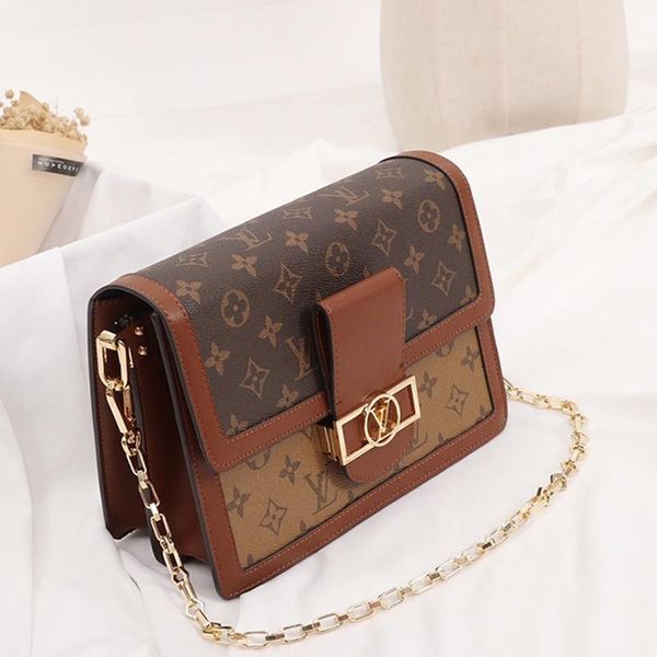 fashion classic womens bag sac bandouli ère designer luxury leather shoulder small flap crossbody shoulder bags messenger bags fast delivery
fashion classic womens bag sac bandouli ère designer luxury leather shoulder small flap crossbody shoulder bags messenger bags fast delivery