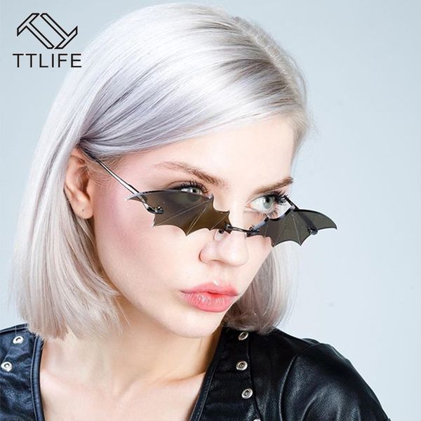 ttlife 2020 women sunglasses cool creative batwing trend eyewear men rimless vintage eyeglasses trend ladies outdoor sun glasses, White;black 
ttlife 2020 women sunglasses cool creative batwing trend eyewear men rimless vintage eyeglasses trend ladies outdoor sun glasses, White;black