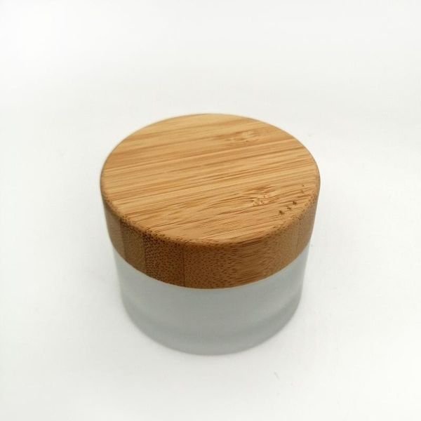 матовая текстура эмульсии может, ясно, матовое стекло банки 50g
матовая текстура эмульсии может, ясно, матовое стекло банки 50g