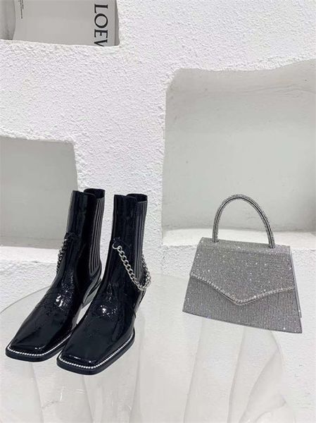2020 autumn winter women pearl chains ankle boots genuine leather female martin boots cool girl square toes motorcycle boots, Black
2020 autumn winter women pearl chains ankle boots genuine leather female martin boots cool girl square toes motorcycle boots, Black