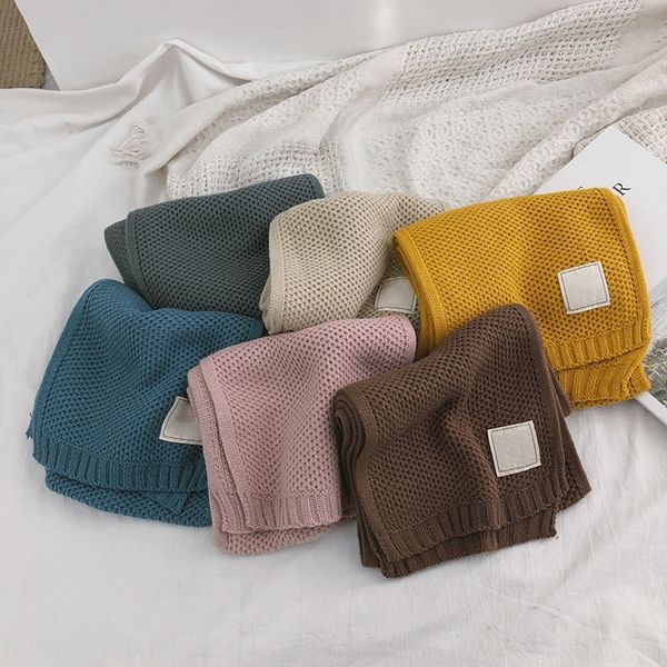 2019 new boys' and girls' knitted korean style children's warm scarf baby fashion solid color warm scarf ambb kids, Red;brown
2019 new boys' and girls' knitted korean style children's warm scarf baby fashion solid color warm scarf ambb kids, Red;brown
