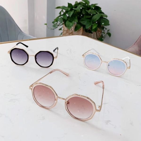 fashion irregular children's sunglasses fashion kids designer sunglasses girls sunglasses resin lenses girls glasses korea kids accesso, Blue
fashion irregular children's sunglasses fashion kids designer sunglasses girls sunglasses resin lenses girls glasses korea kids accesso, Blue