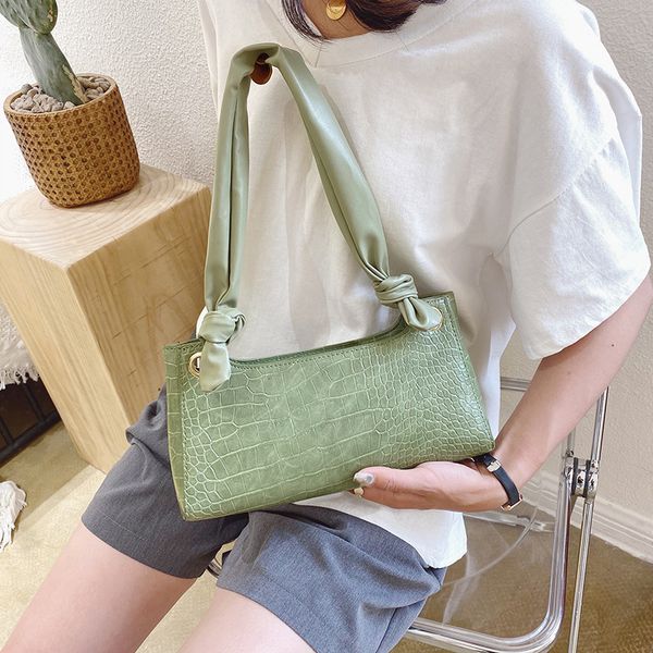 2020 new ladies shoulder bag texture stone pattern retro korean female bag fashion crossbody portable armpit
2020 new ladies shoulder bag texture stone pattern retro korean female bag fashion crossbody portable armpit